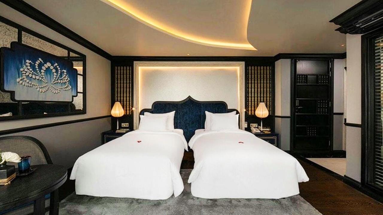 Lotus Elegance Cruise Hotel Hạ Long-öböl Kültér fotó